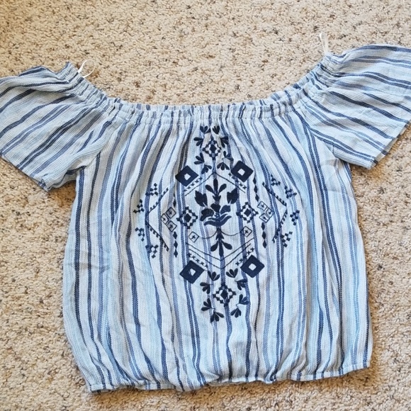 Eyeshadow Tops - Off Shoulder Peasent Blouse